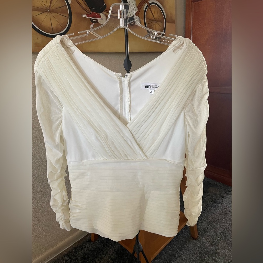 T by Tadooli, cream dress blouse, long see-through sleeves, great condition, XL